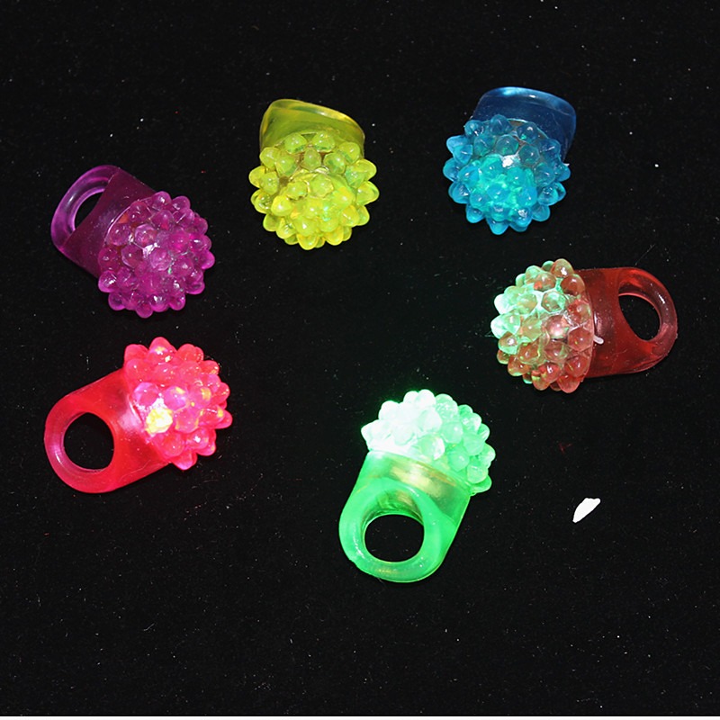 LED Light Up Ring Bumpy Rings  – Led Ring Light 18 recenzja i cena